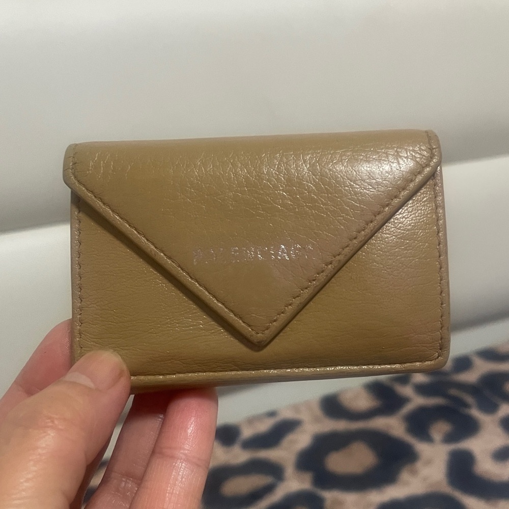 Balenciaga Beige Leather Mini Compact Wallet - Picture 4 of 14